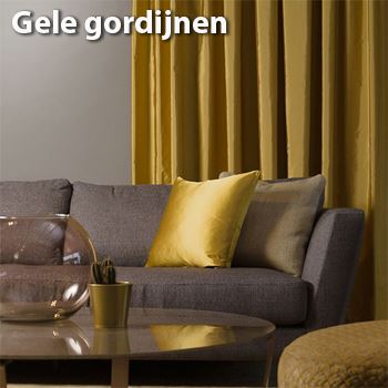 gele gordijnen